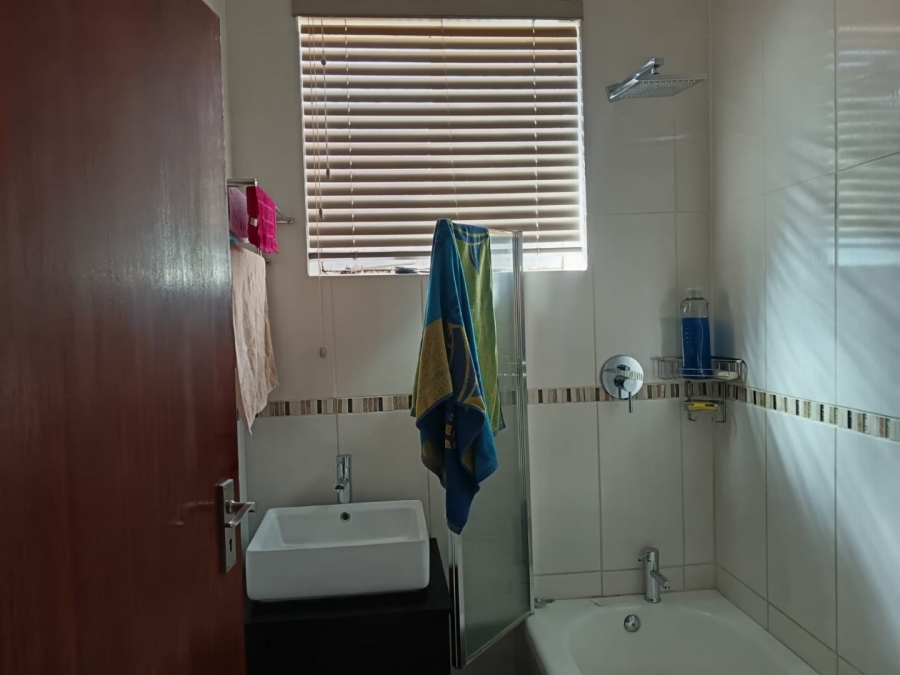 2 Bedroom Property for Sale in Belgravia Northern Cape